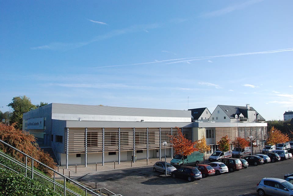 exterieur-complexe-pierre-de-coubertin
