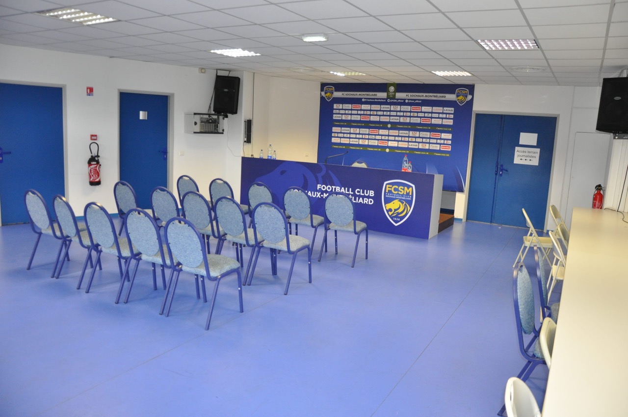 Salle-de-presse-1