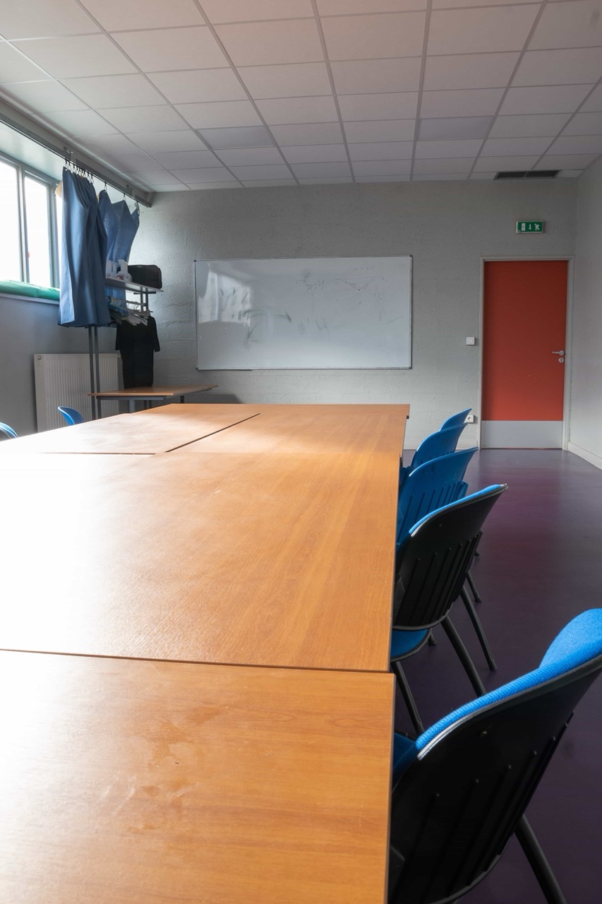 Salle-de-reunion-format-portrait-2