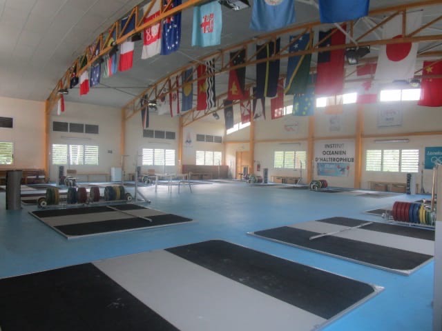 SALLE-HALTEROPHILIE-2