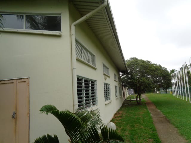 SALLE-HALTEROPHILIE-EXTERIEUR