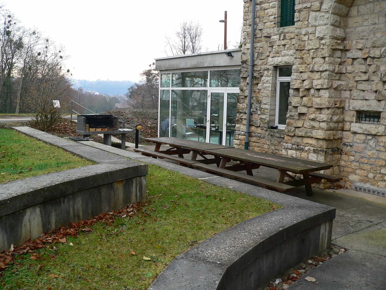 Table-exterieur-BBQ