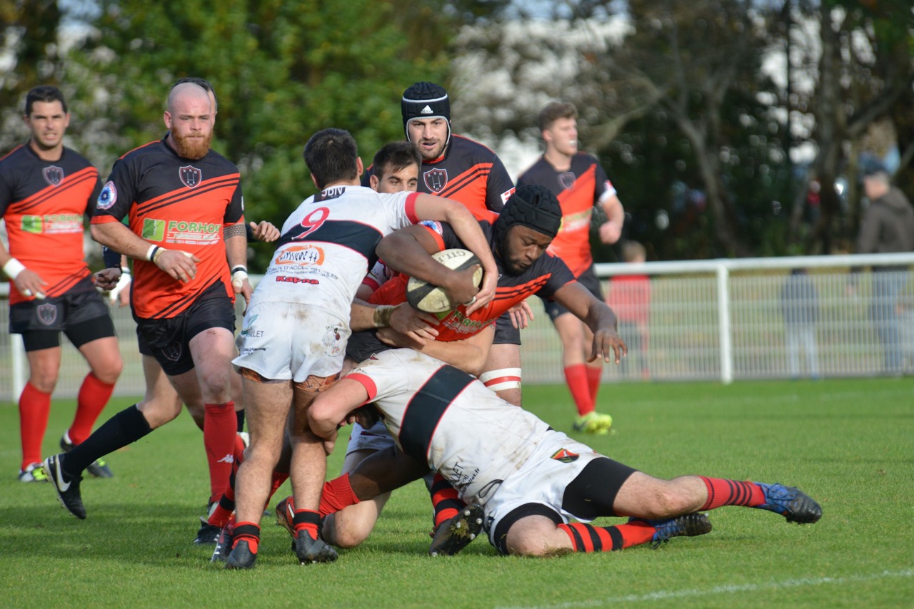 6-pre-hembert-rugby-match