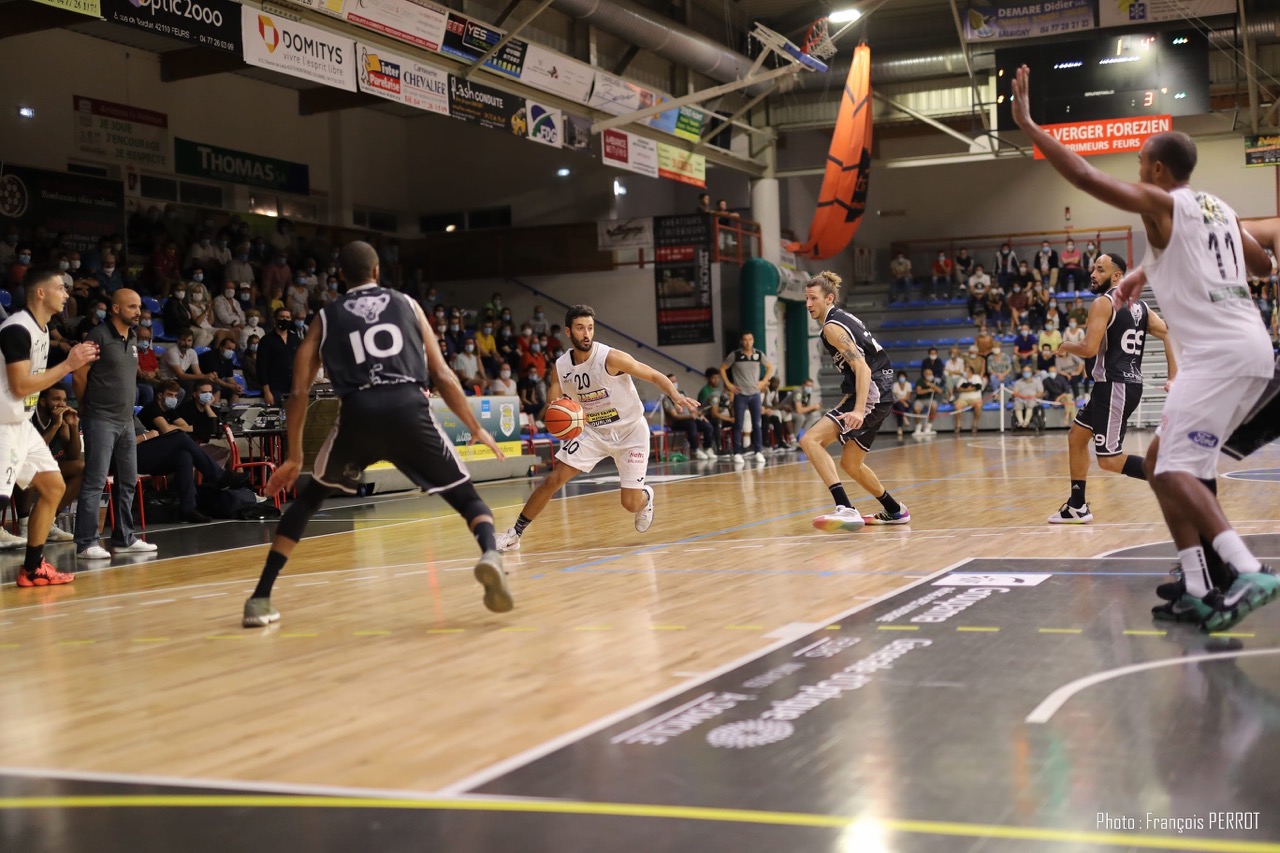 9.Basket-NM2-EFF-Feurs-Lyon-SO-Photo-Francois-PERROT-1509