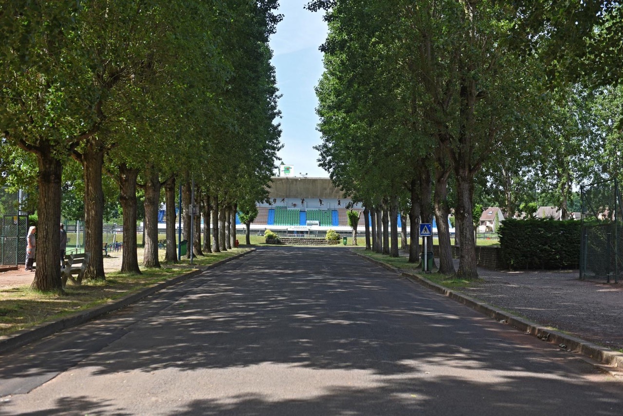 Acces-au-stade-Jean-Adret-1