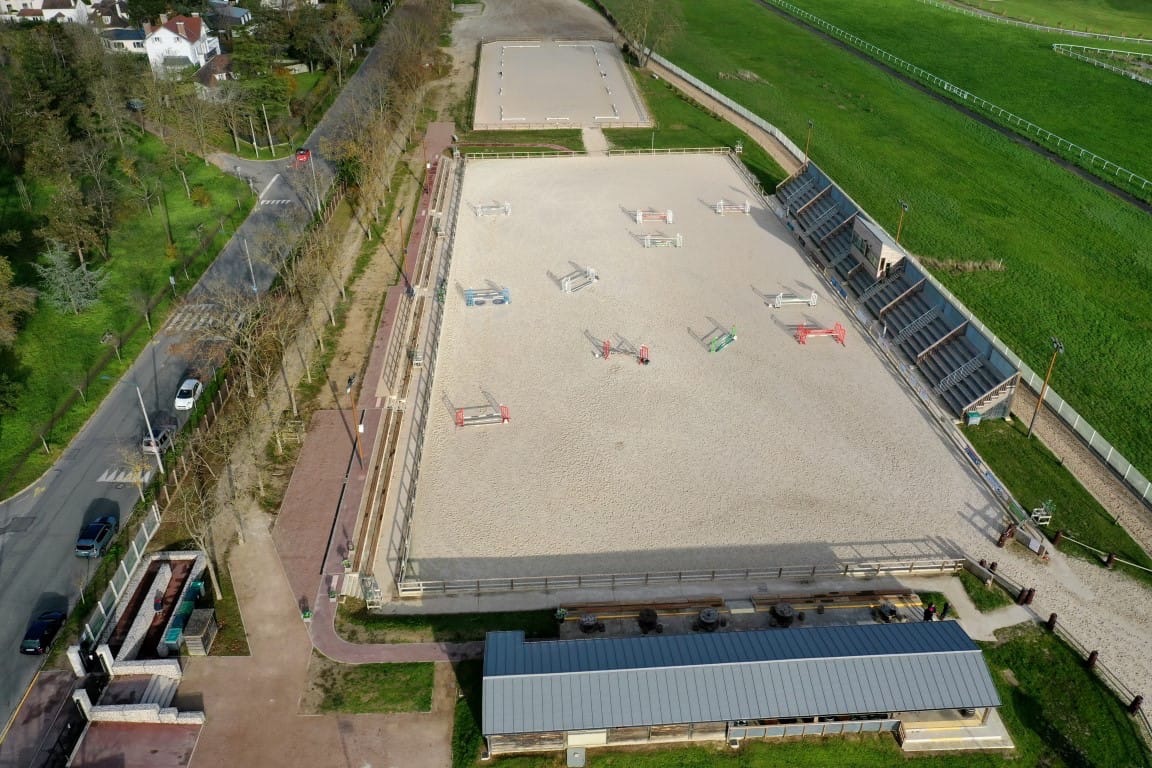 carriere-dhonneur-et-carriere-de-dressage-©camara-sympaclub