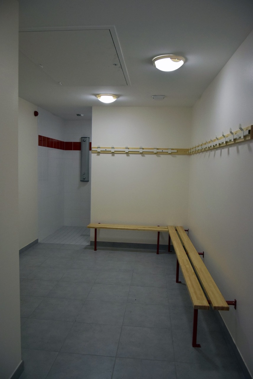 Cordelle-Aviron-Vestiaires