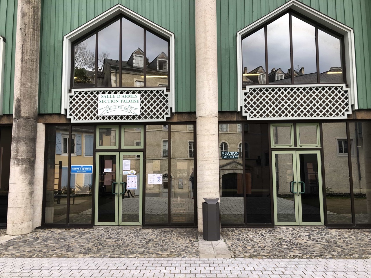 Entree_Salle_dArmes_Pau