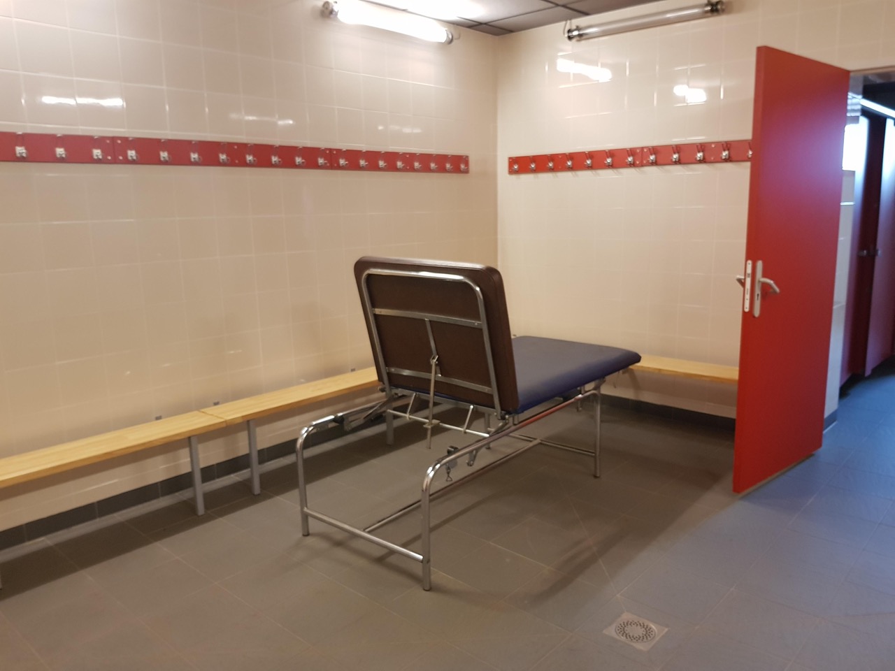 hockey-vestiaire-1