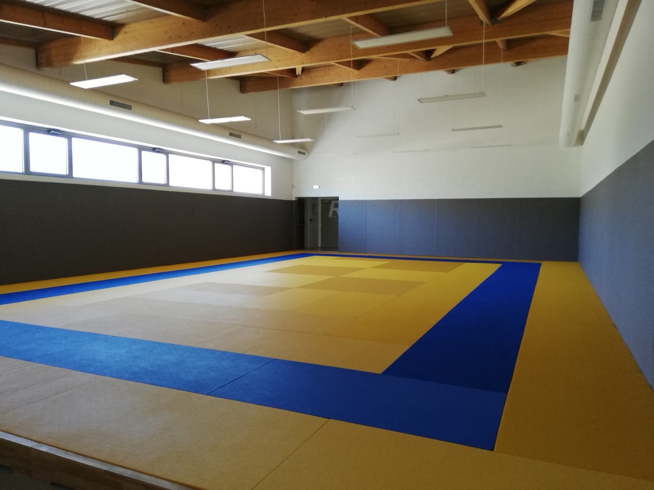 Nueil-Les-Aubiers_complexeRonde_Dojo1