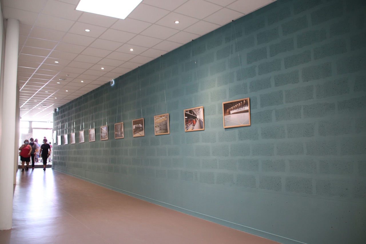 Nueil-Les-Aubiers_complexeRonde_Hall