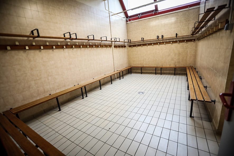 Palais-des-sports-Vestiaires