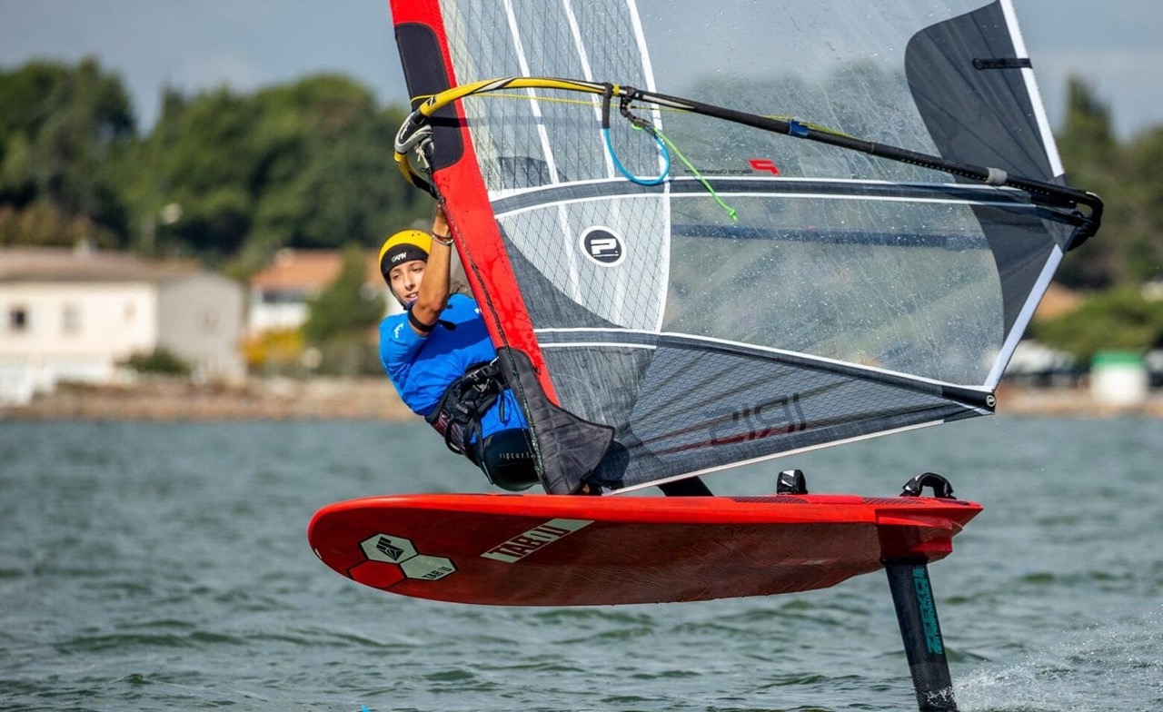 Planche-Foil-e1615470924369