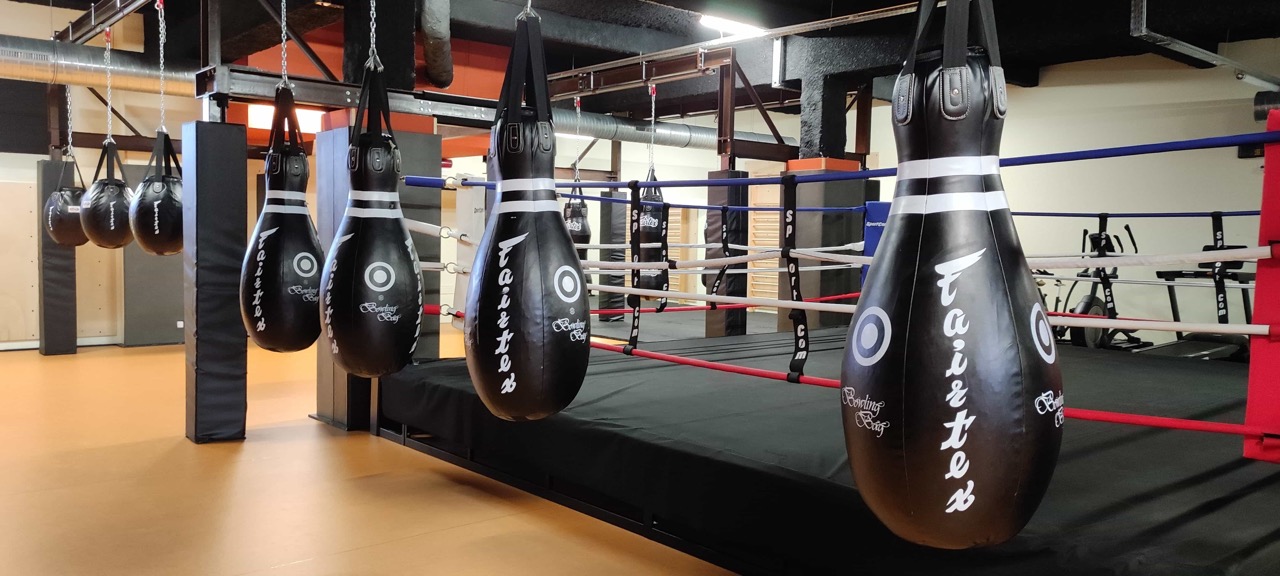 salle-de-boxe-Belfort-ring-de-boxe