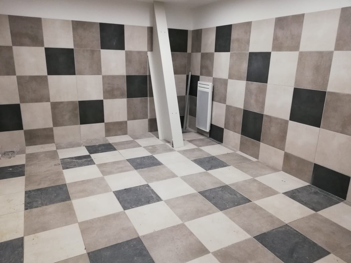 Salle-Ernest-Vila-vestiaire-1
