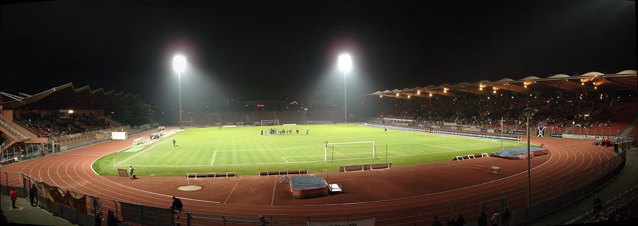 Stade-Duvauchelle-Terrain-dhonneur-eclaire