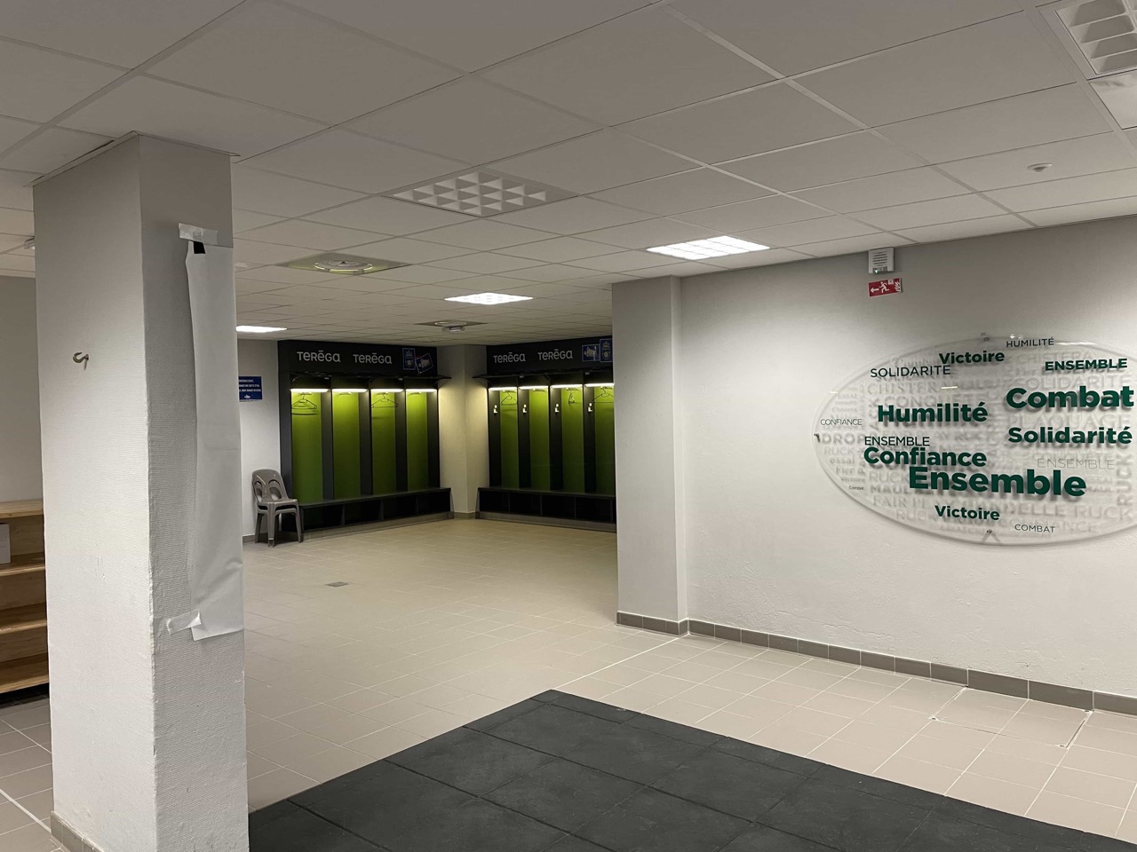 Vestiaire_Principal_Droit_Stade_Hameau_Pau