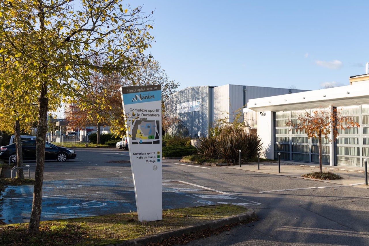 VN_CS-DURANTIERE_Complexe-sportif_vue-exterieure-2