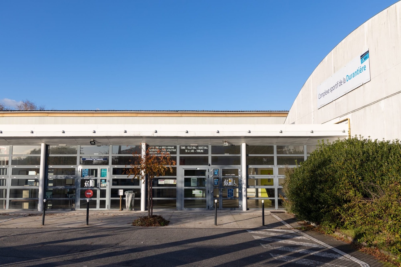 VN_CS-DURANTIERE_Complexe-sportif_vue-exterieure-3