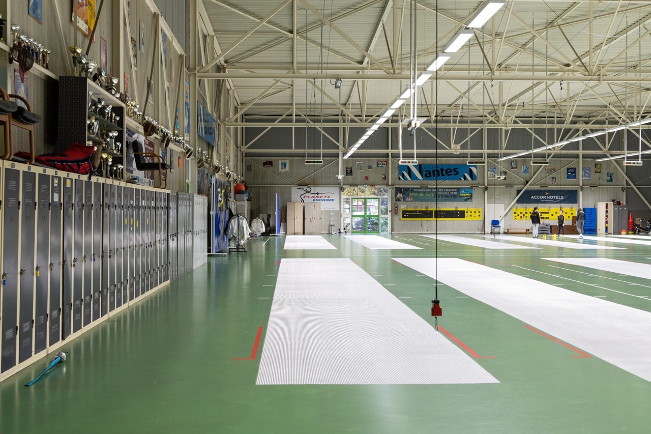 VN_CS-MANGIN-BEAULIEU_salle-escrime_aire-de-jeux-3