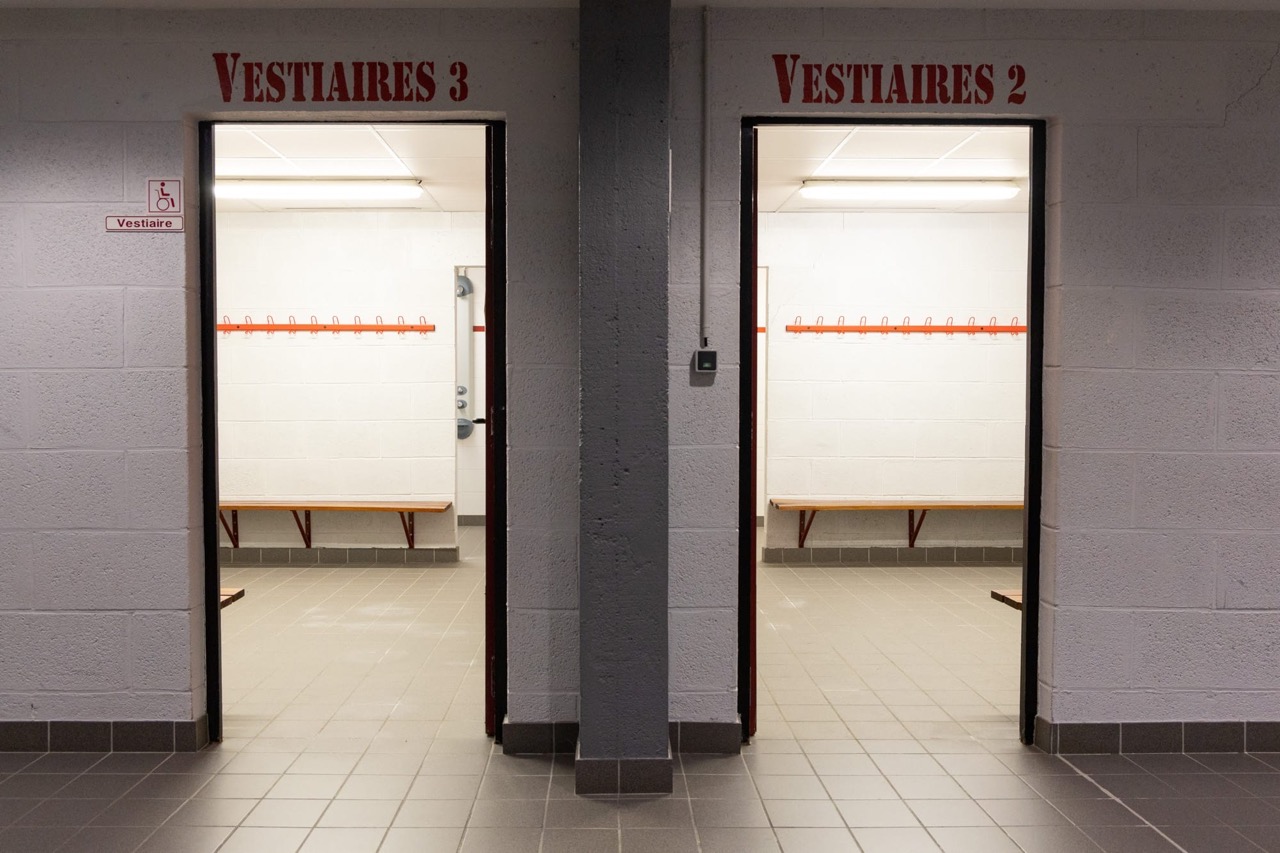 VN_GYMNASE-GIGANT_vestaire-douches-5