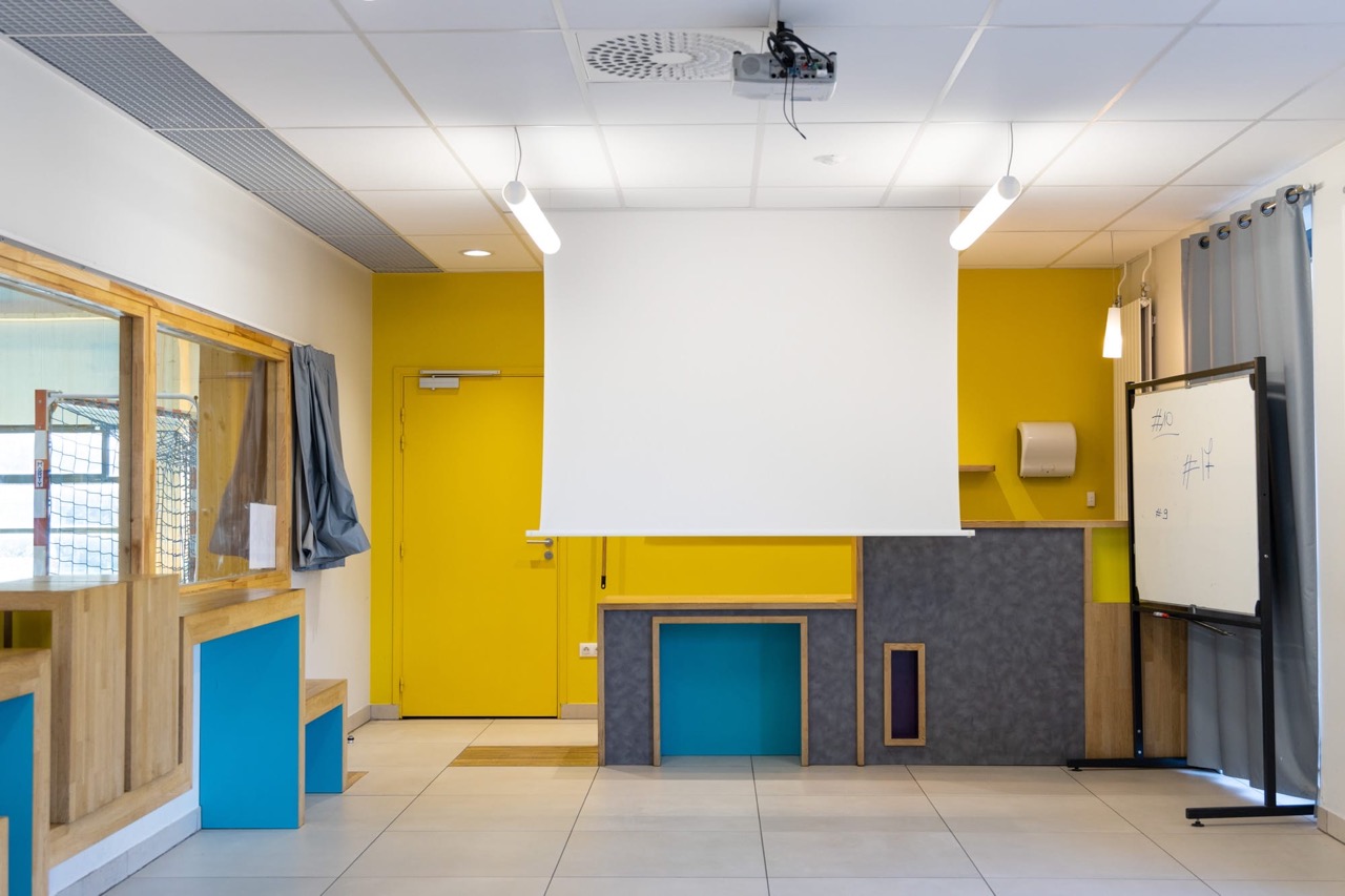 VN_GYMNASE-JEAN-VINCENT_salle-de-convivialite-2