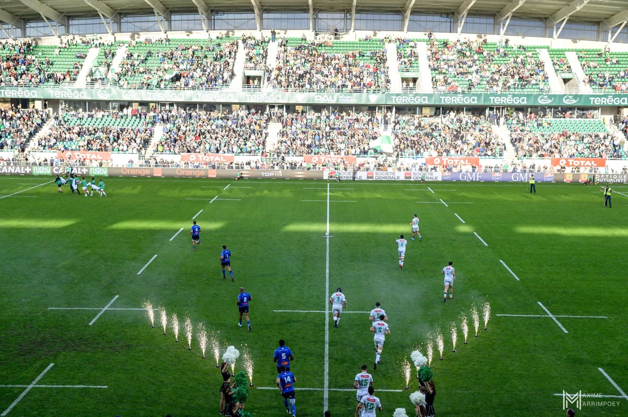 Vue_Tribune_Est_Stade_Hameau_Pau