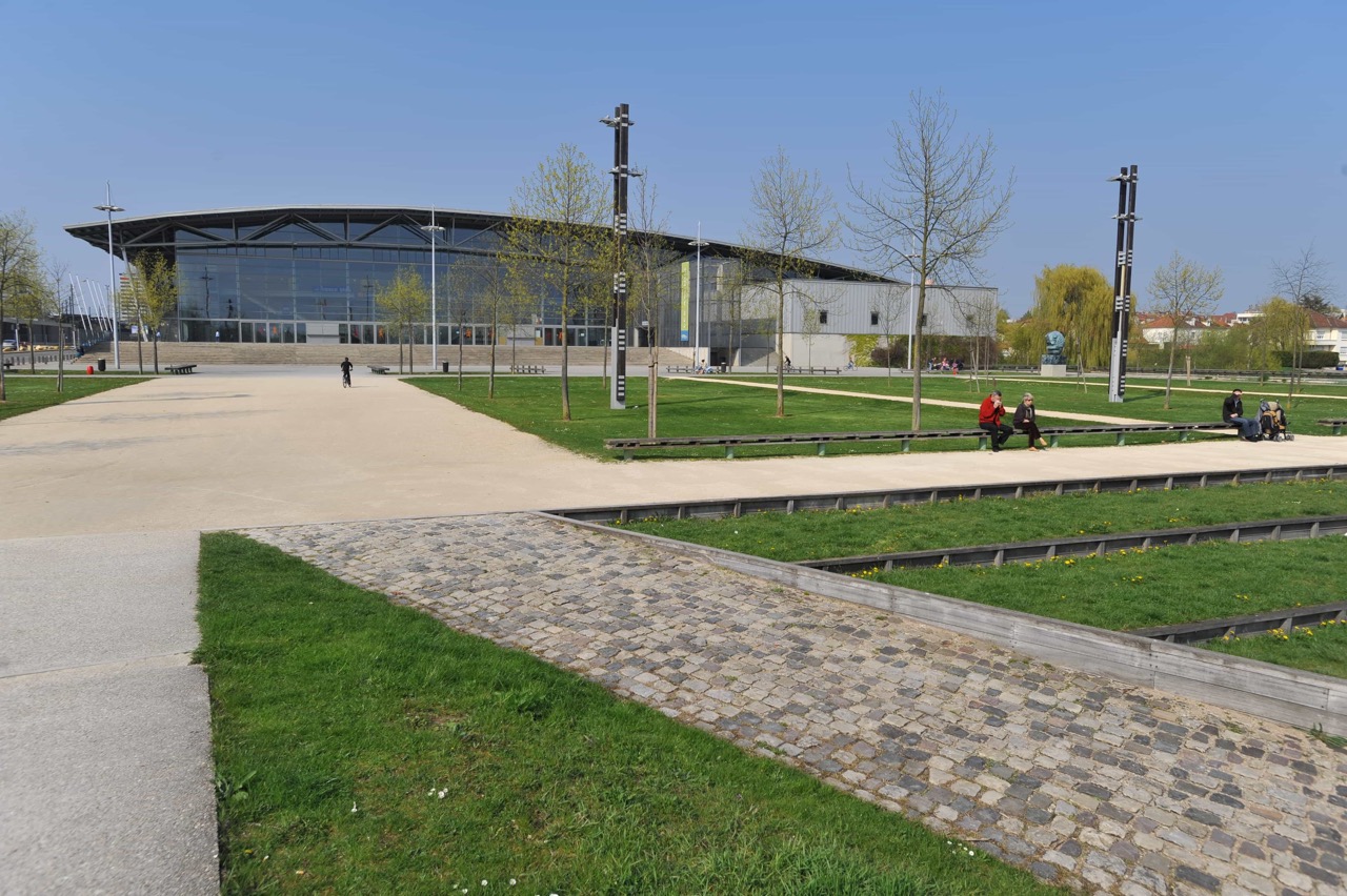 56d95e6fc6c94_PARC_DE_LA_SEILLE_003