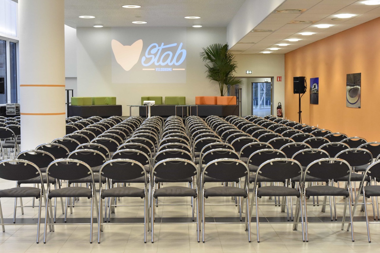 9salle-Dillies-250m²