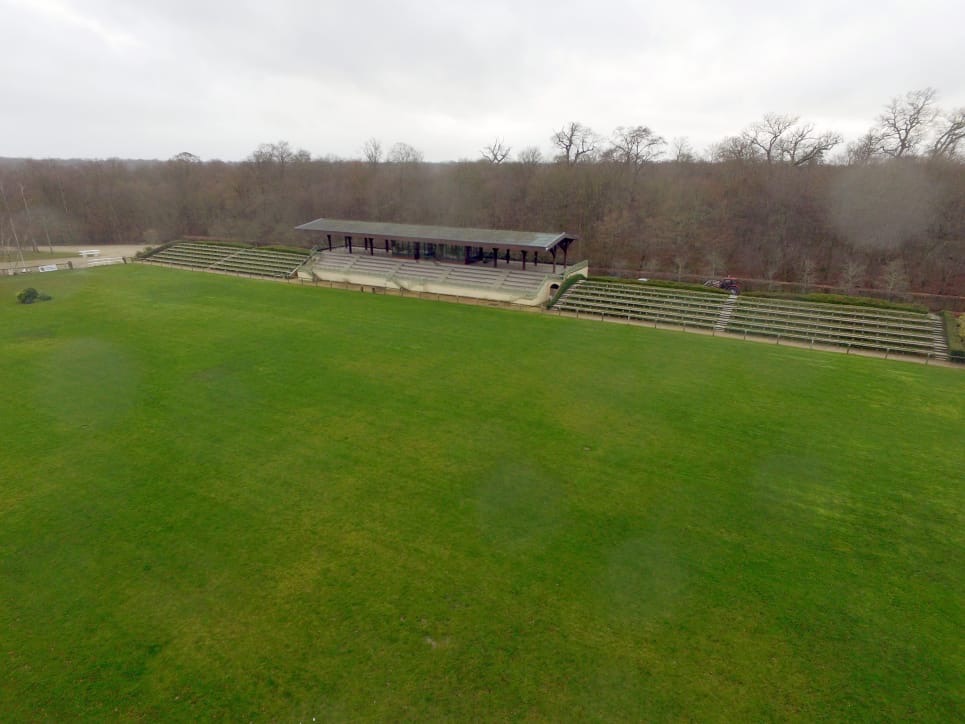 Grand-Parc-Tribunes-couvertes-et-decouvertes-1