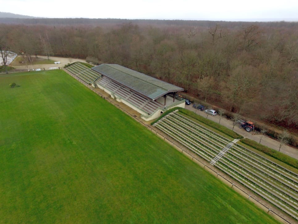 Grand-Parc-Tribunes-couvertes-et-decouvertes-2
