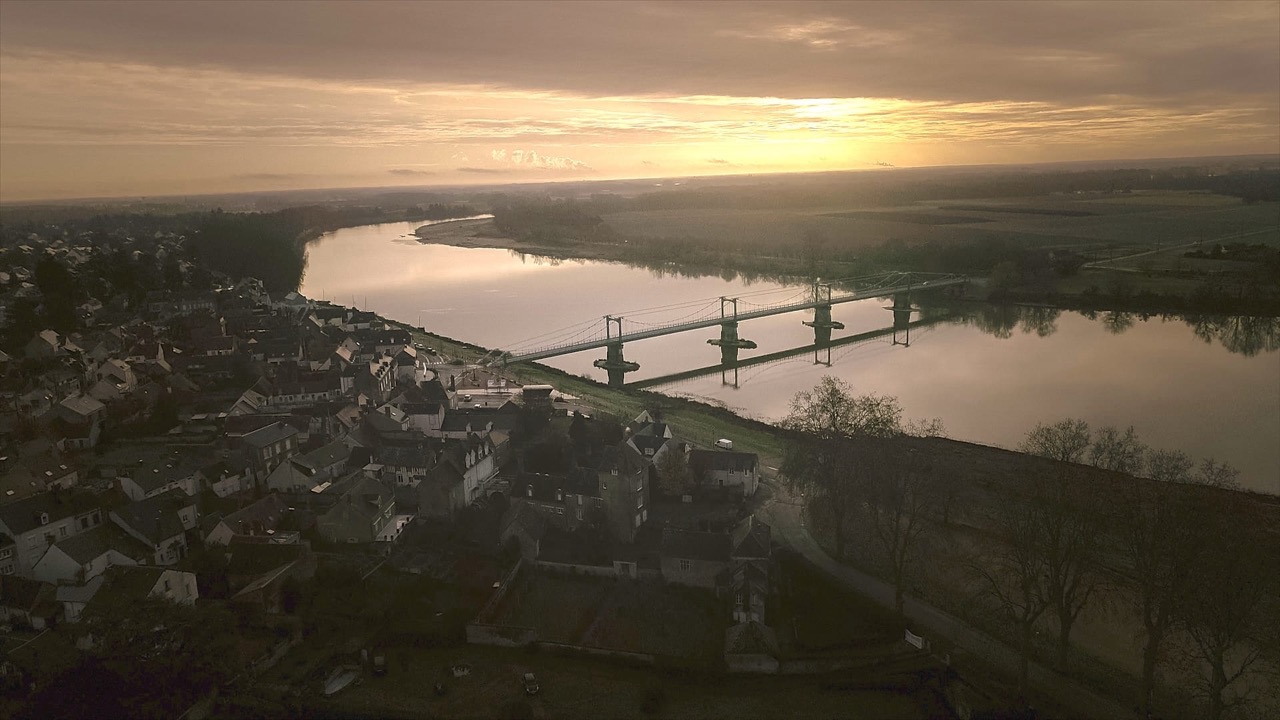 Pont-bord-de-Loire