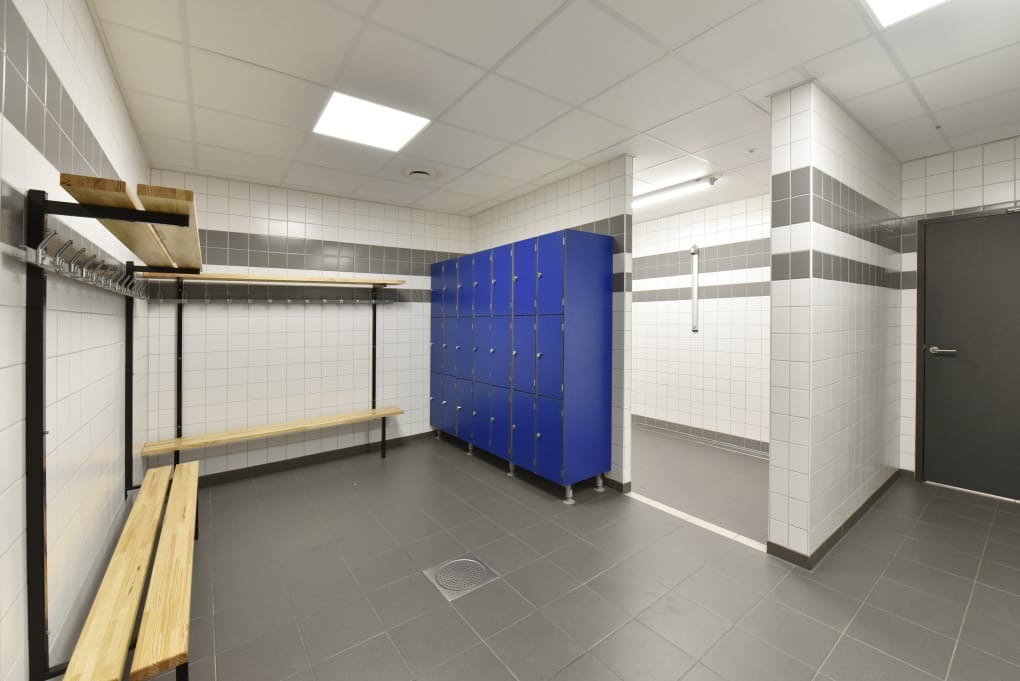 Salle-de-Boxe-Vestiaires-2