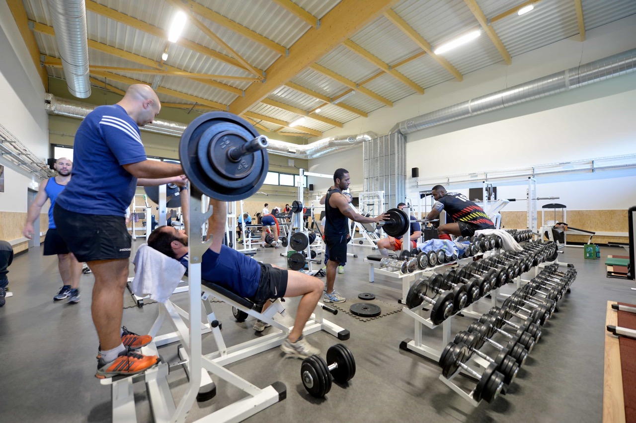 Stadium-Salle-de-Musculation