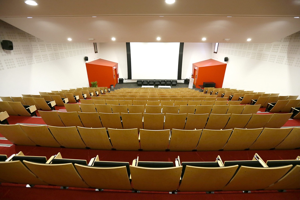 10amphitheatre-interieur