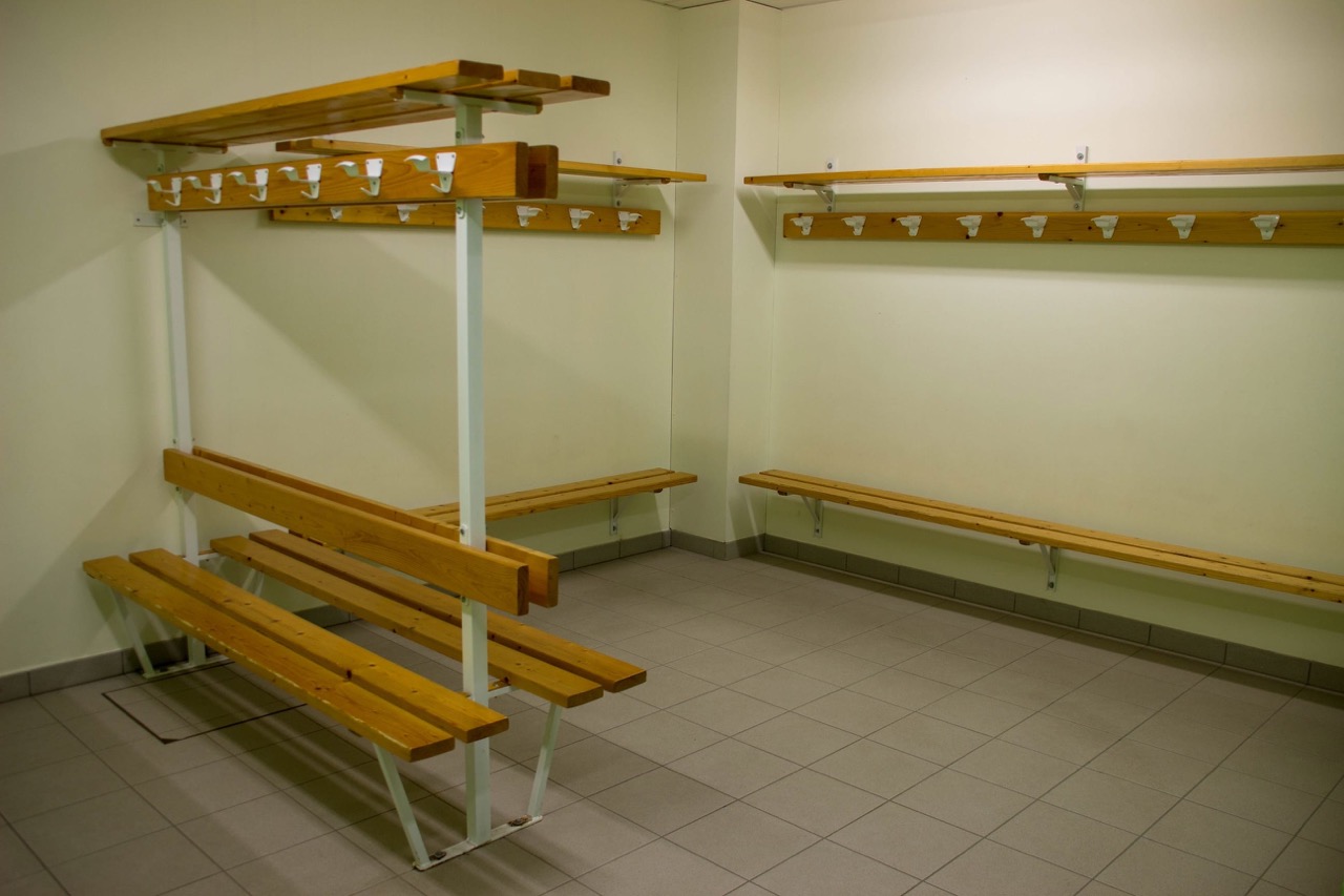 12-VESTIAIRES-COMPLEXE-SPORTIF-REGIONAL