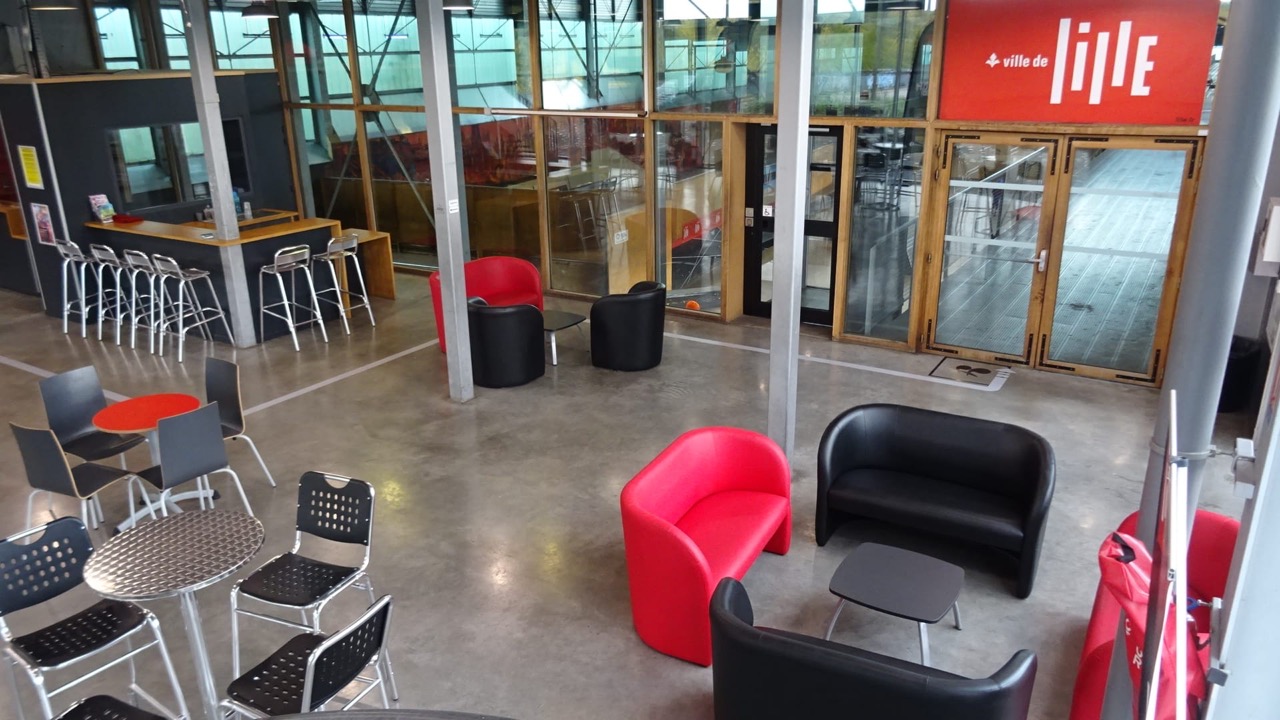 club-house-halle-de-glisse