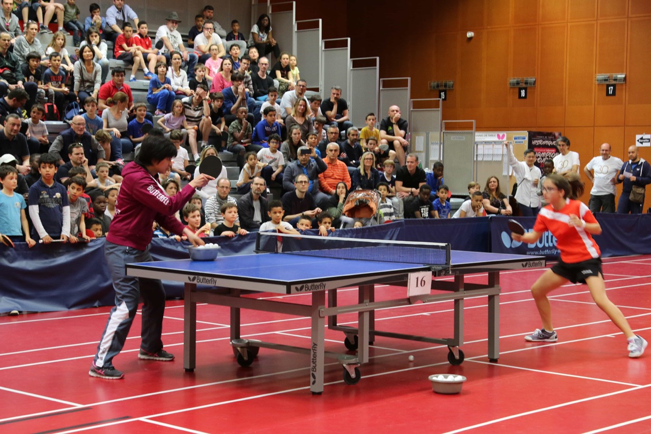 Complexe-Sportif-Eric-TABARLY-_-Salle-de-tennis-de-table-2