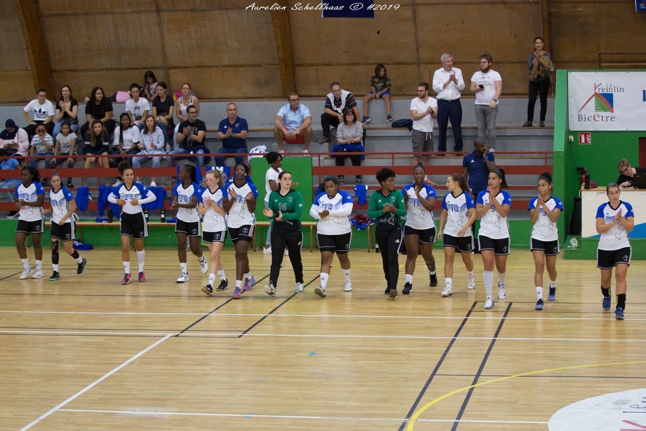 Handball-2