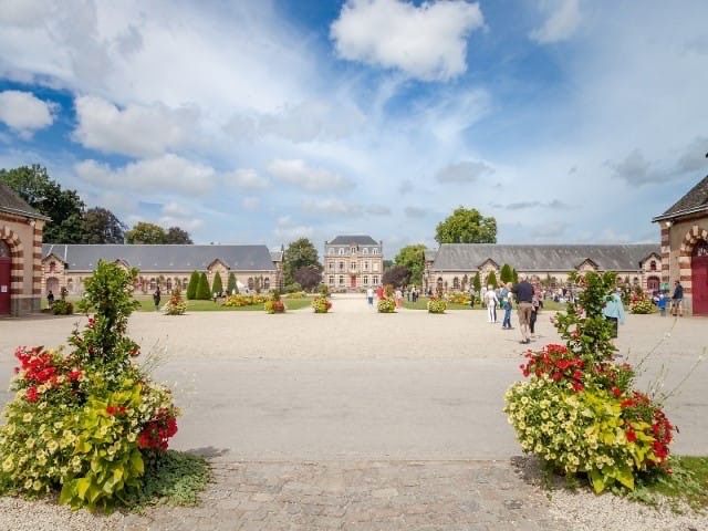 HARAS-NATIONAL-Small