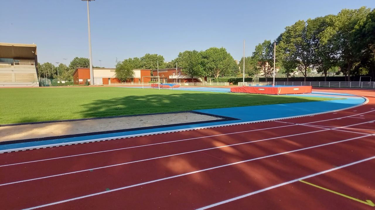 Piste-athletisme-stade-G.-Suant_9