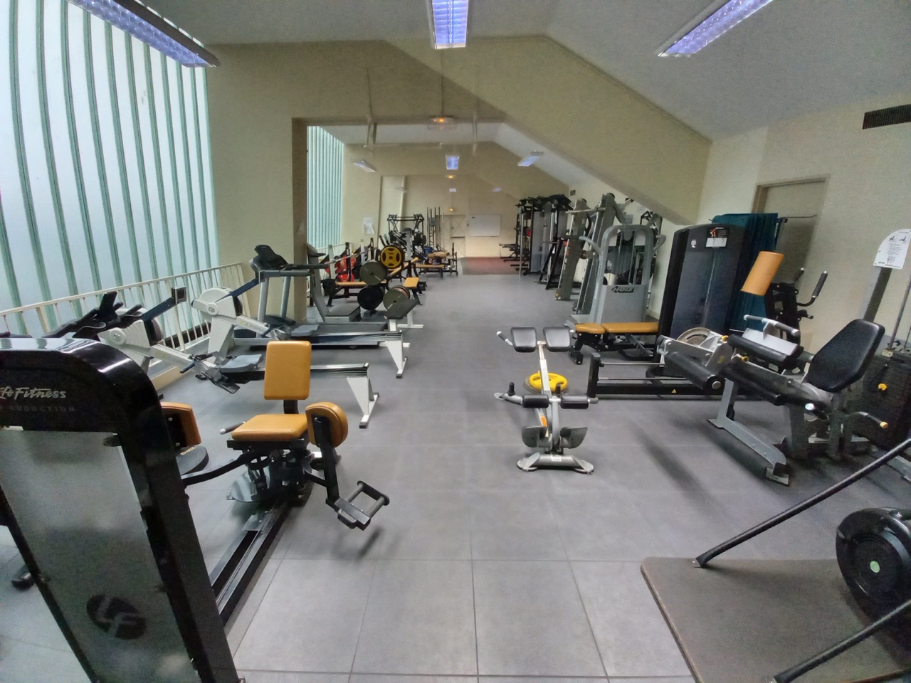 Stade-Georges-SUANT-_-Salle-de-musculation-1