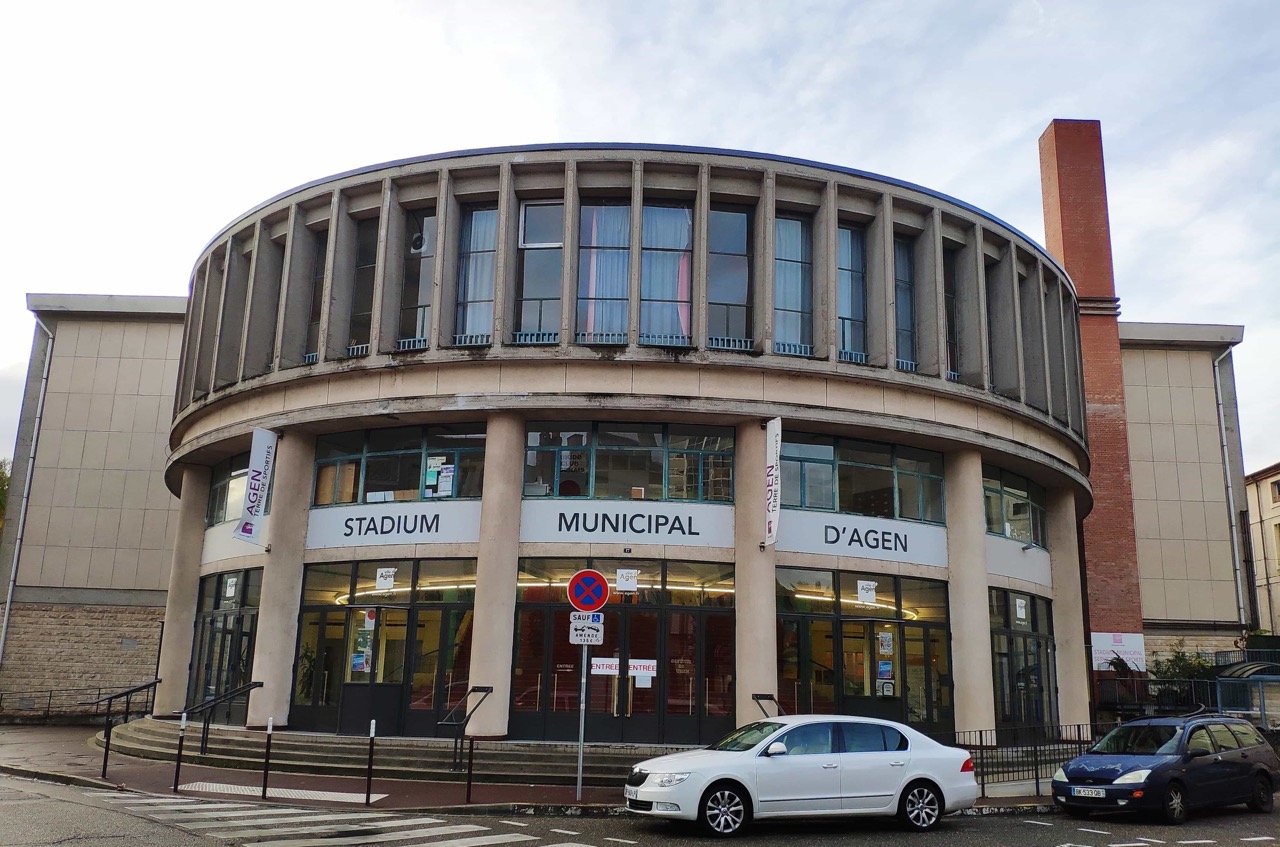 stadium-exterieur-face-1