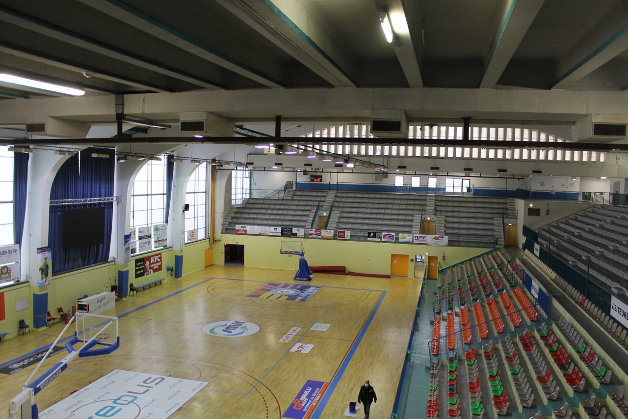 Stadium-plateau
