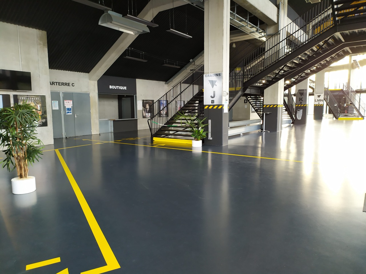 Trelaze-Arena-Loire-Hall-2
