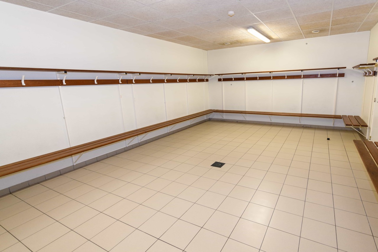 Vestiaire-Cite-des-sports