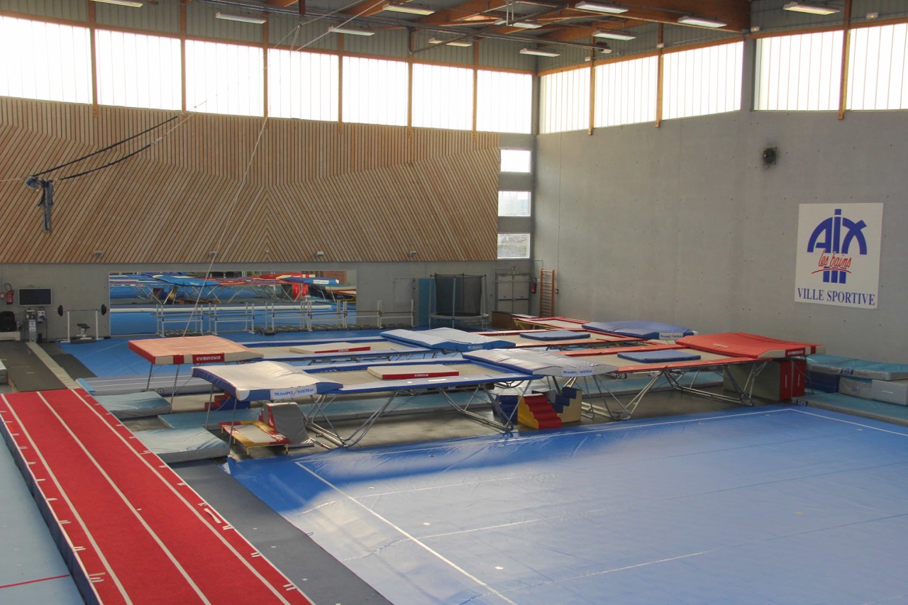 Aix-les-Bains-gymnase-Jean-Marie-Bernascon-Espace-trampoline_