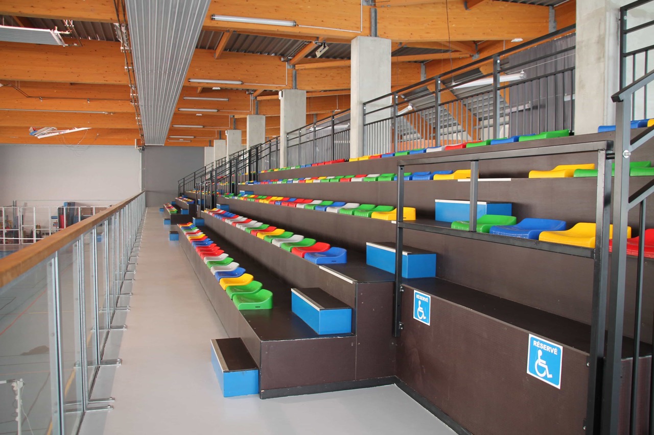 Complexe_sportif_Coubertin_tribunes