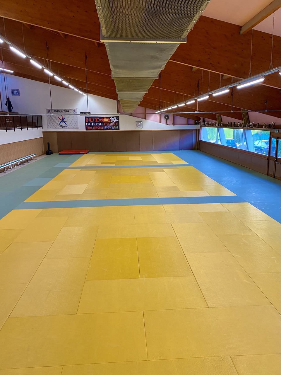 Dojo-haut-2-portrait