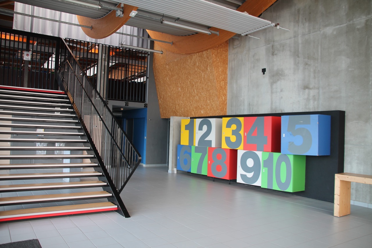 Hall_entree_Complexe_Pierre_de_Coubertin